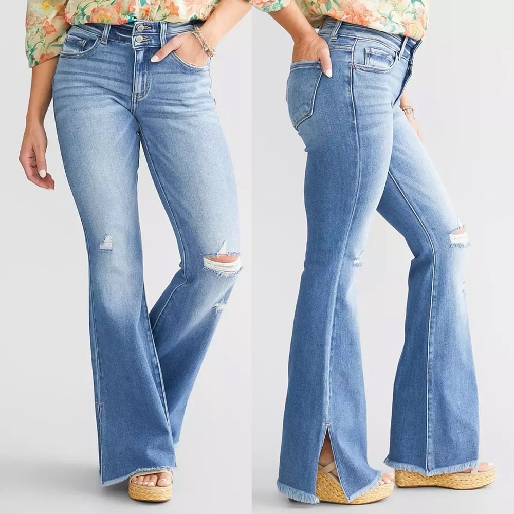 Kancan Kurvy High Rise Split Flare Leg Jeans Size 31 Stretch Medium Wash Denim